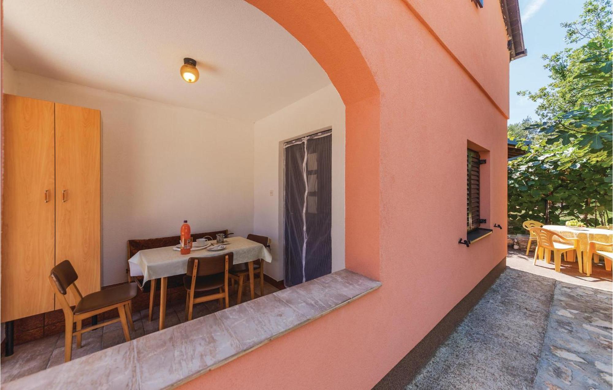 Amazing Apartment In Pavicini With Kitchen Buitenkant foto